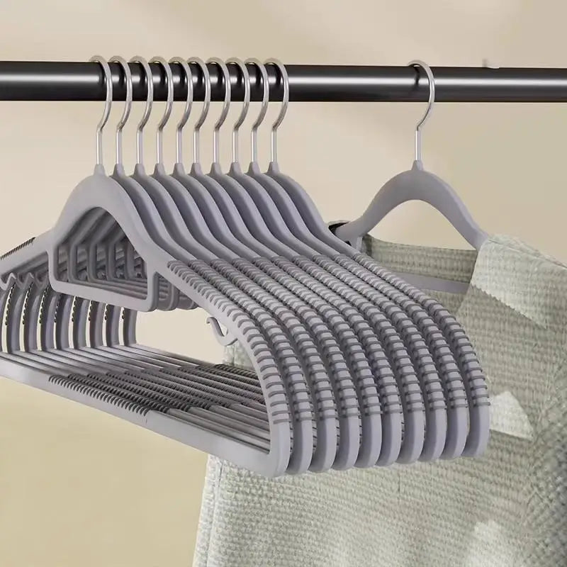 10 Piece Set Of Heavy-Duty Dry And Wet Hangers With Anti Slip Pads Saving Space
