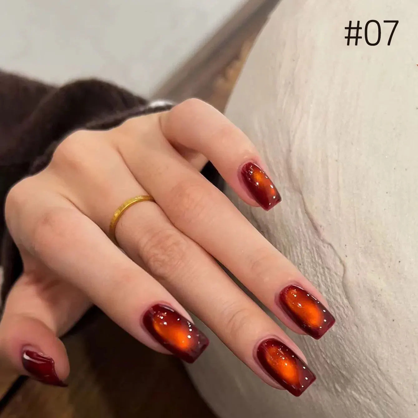 MIANEL 10ml Winter Nails Sea Sunset Golden Light Cat Eye Gel Nail Polish Satin Glass Beads Nail Polish Black Nails 1-10pcs