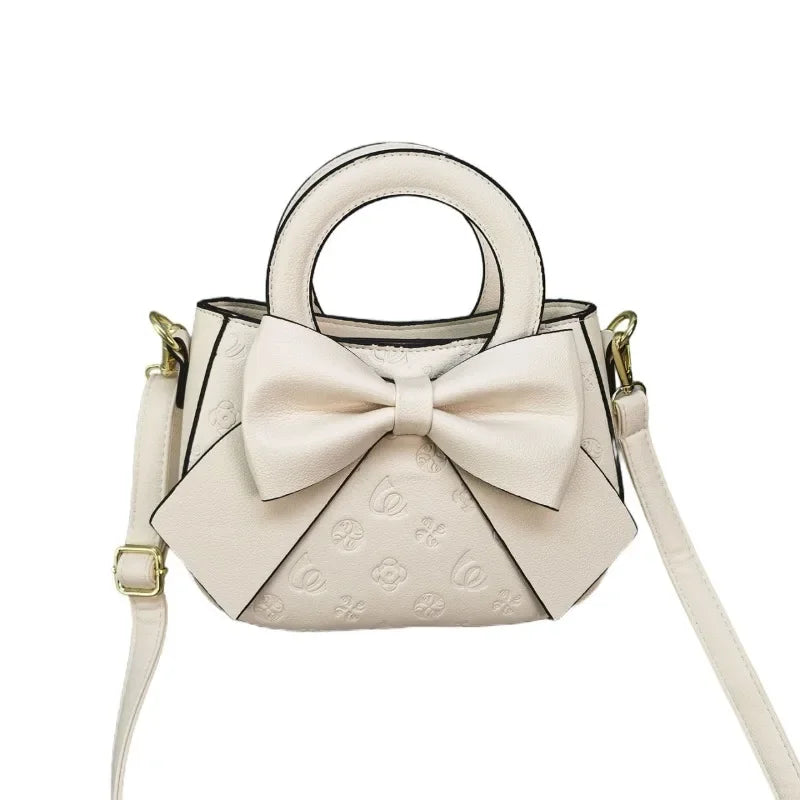 Elegant Tote Bags For Ladies, Leather Handbags By Luxury Brand, Shoulder Bag Style In Popular Classic Design