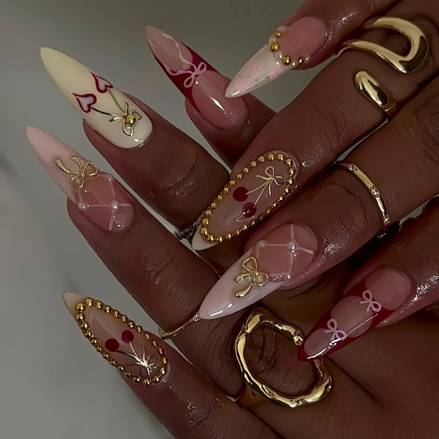 24Pc False Nails with Glue Almond Black Red Gradient Design Detachable Rhinestone Acrylic Fake Nail Long Stiletto Press on Nails
