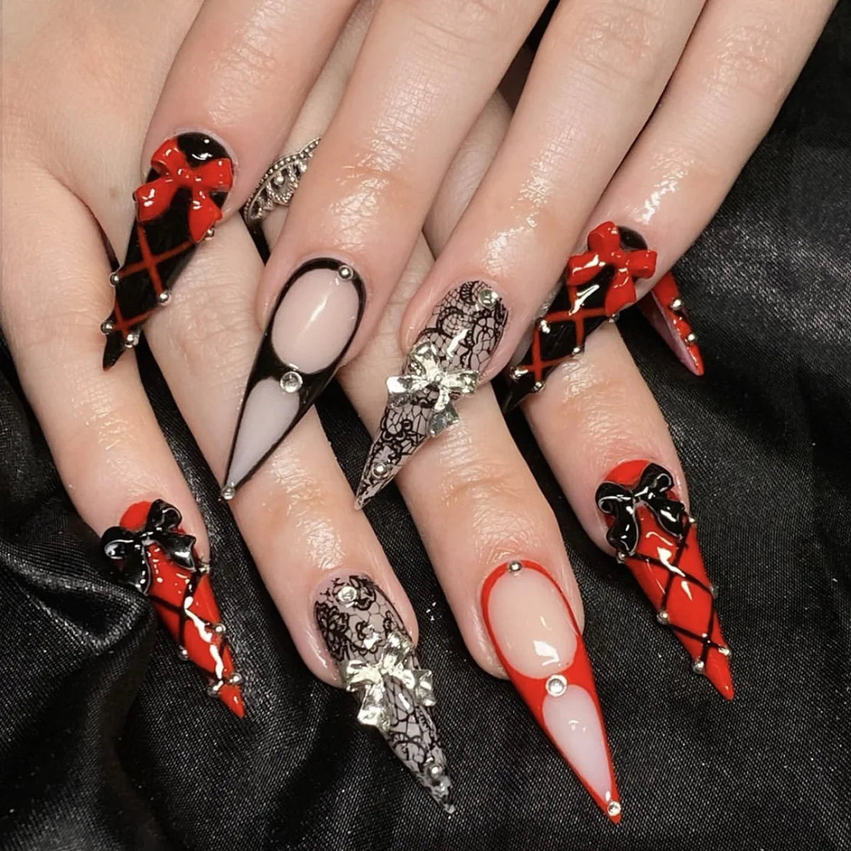 24Pc False Nails with Glue Almond Black Red Gradient Design Detachable Rhinestone Acrylic Fake Nail Long Stiletto Press on Nails