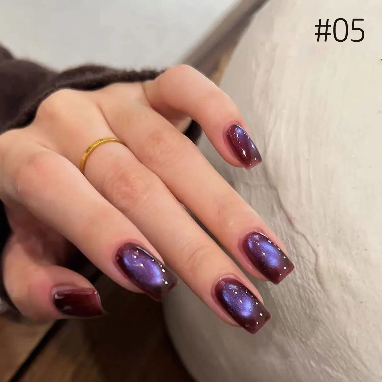MIANEL 10ml Winter Nails Sea Sunset Golden Light Cat Eye Gel Nail Polish Satin Glass Beads Nail Polish Black Nails 1-10pcs