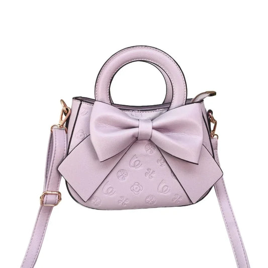 Elegant Tote Bags For Ladies, Leather Handbags By Luxury Brand, Shoulder Bag Style In Popular Classic Design