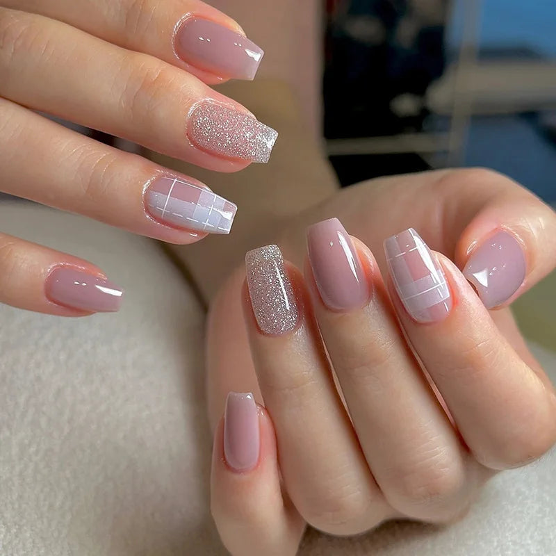 24Pcs Short Square Coffin False Nails Square Fake Nails with Glue French Glitter Wearable Acrylic Nails Set Press on Nail Tips
