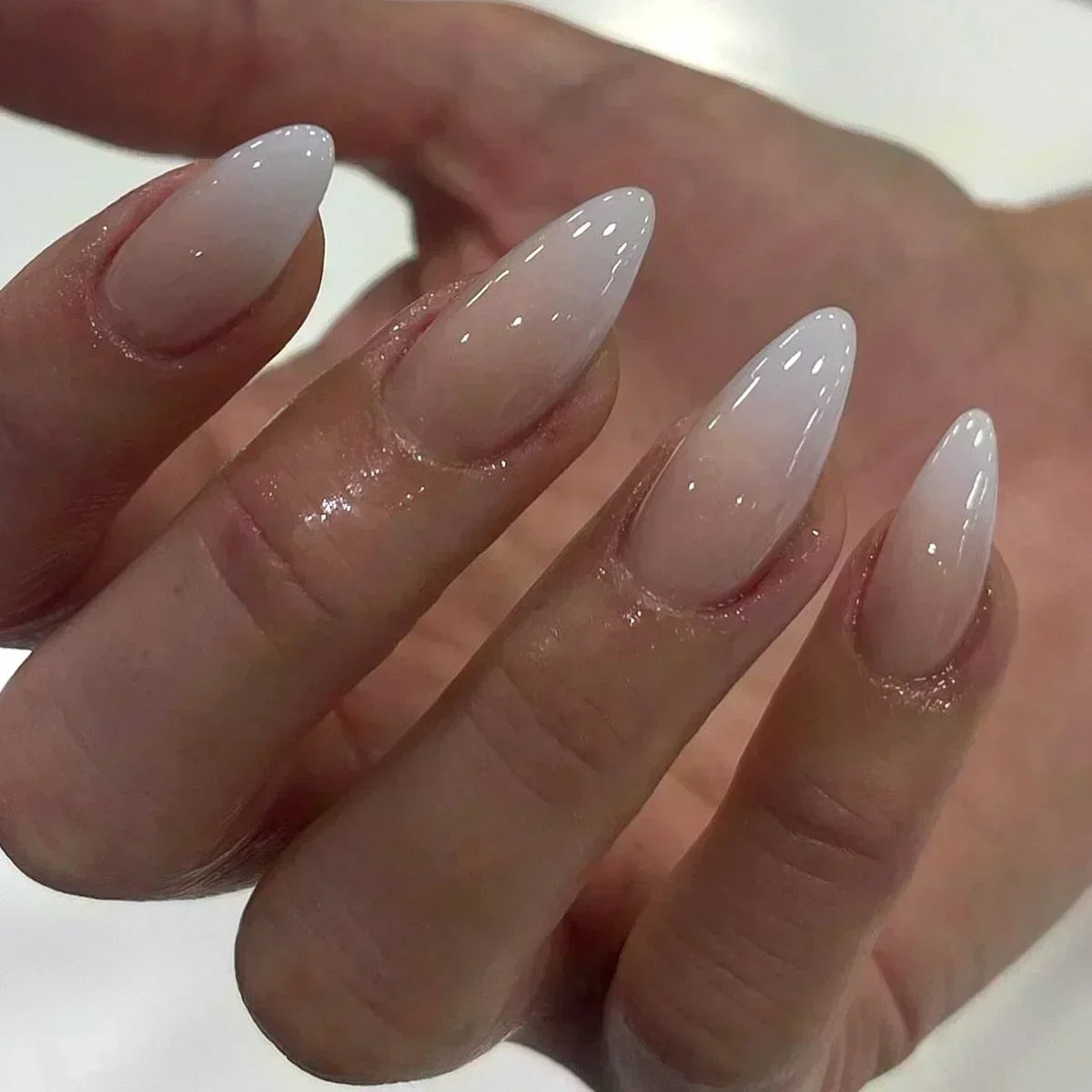 24Pc False Nails with Glue Almond Black Red Gradient Design Detachable Rhinestone Acrylic Fake Nail Long Stiletto Press on Nails