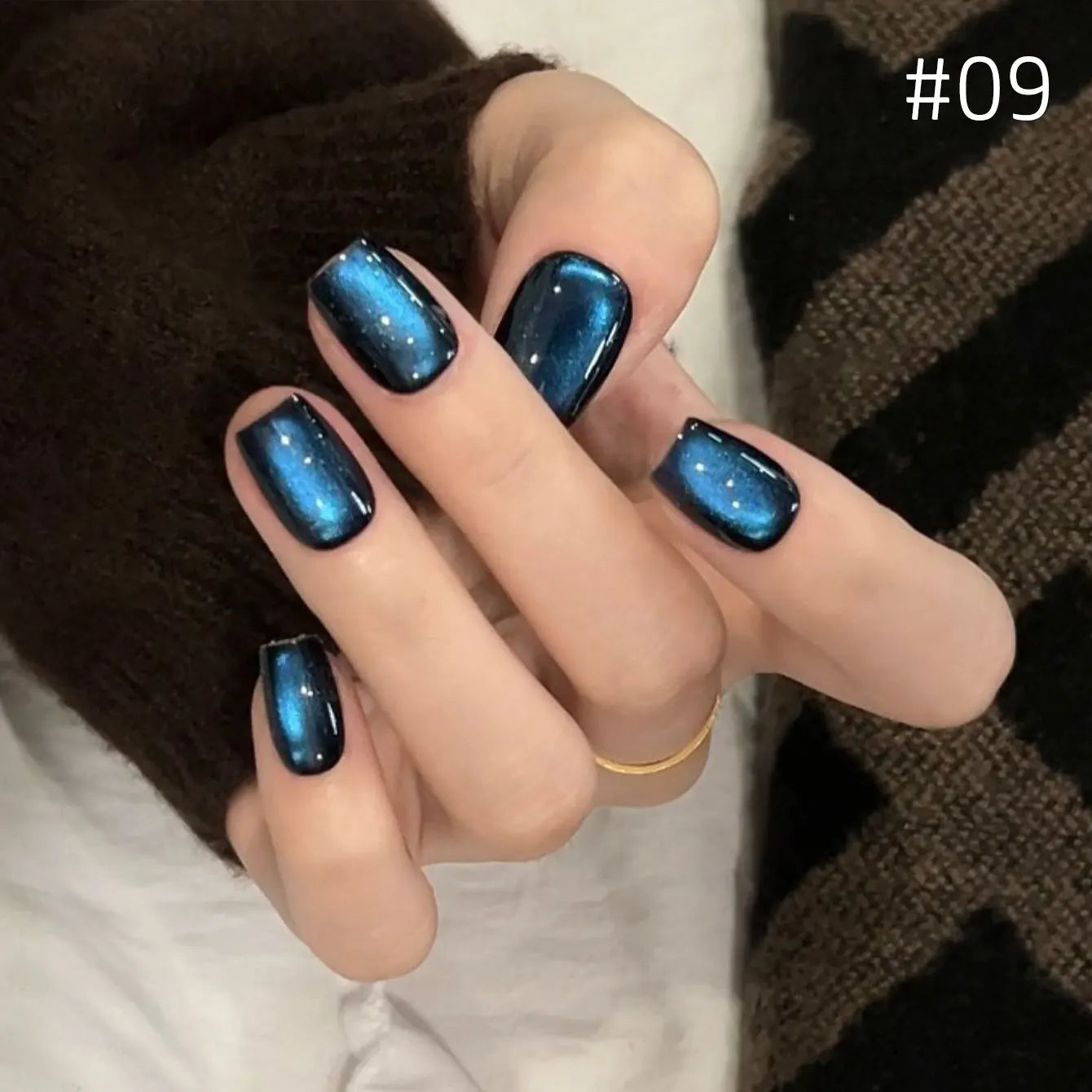 MIANEL 10ml Winter Nails Sea Sunset Golden Light Cat Eye Gel Nail Polish Satin Glass Beads Nail Polish Black Nails 1-10pcs