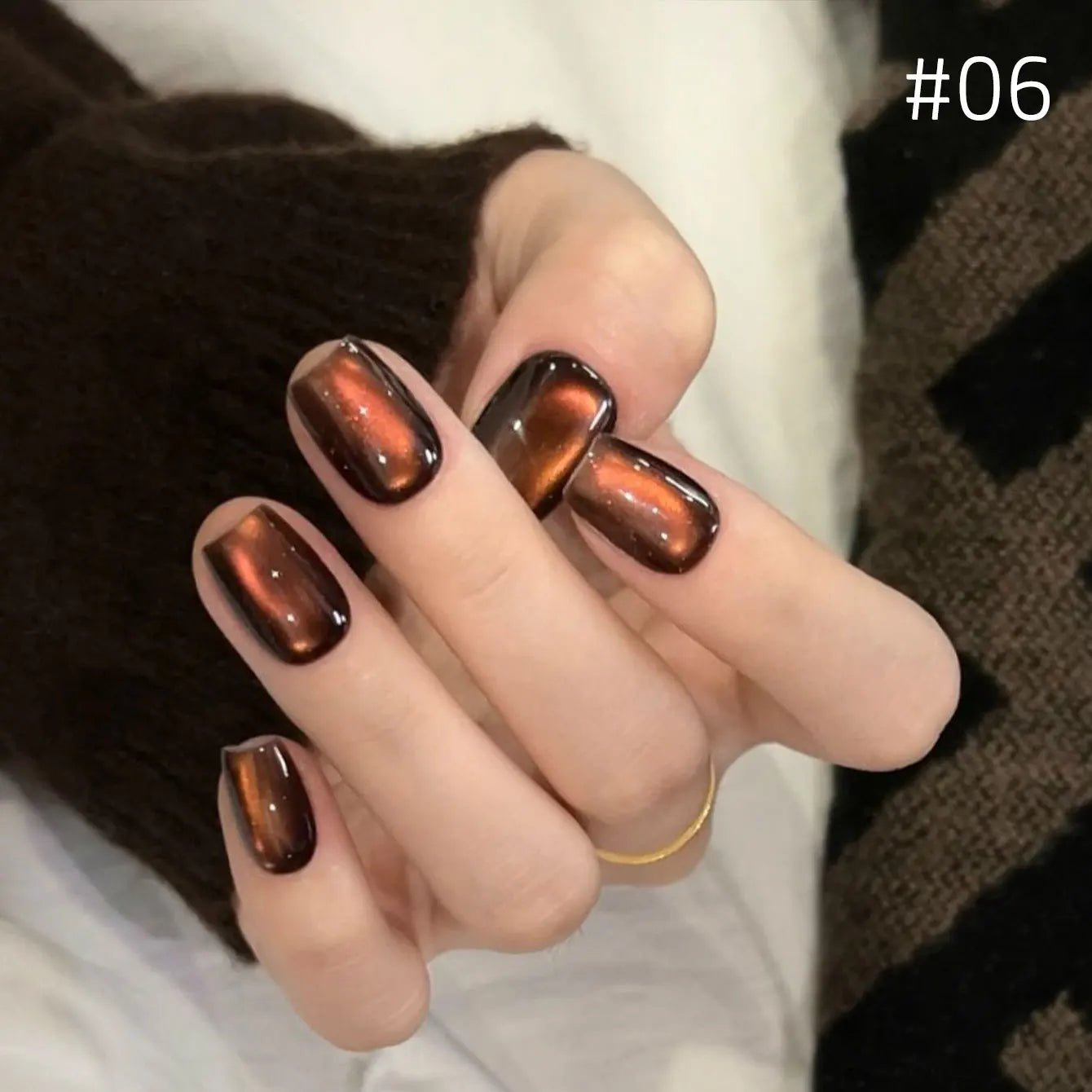 MIANEL 10ml Winter Nails Sea Sunset Golden Light Cat Eye Gel Nail Polish Satin Glass Beads Nail Polish Black Nails 1-10pcs