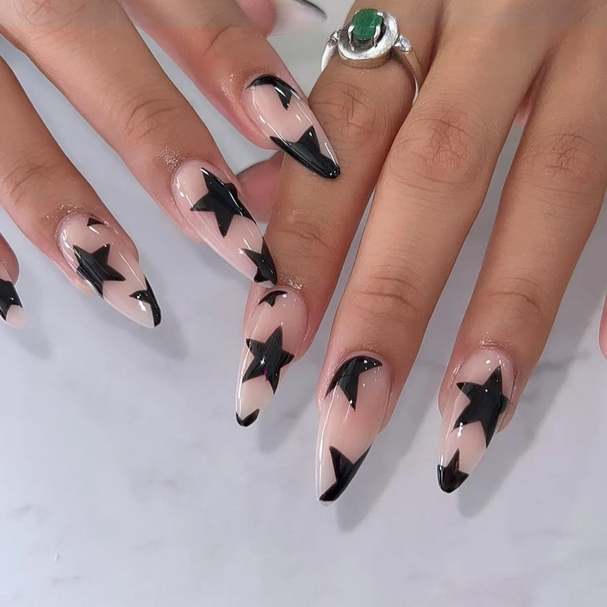 French Fake Nails Red Five-pointed Star False Nails Full Cover Press on Nail Tips y2k Nail Art Almond Artificial Nail Patches