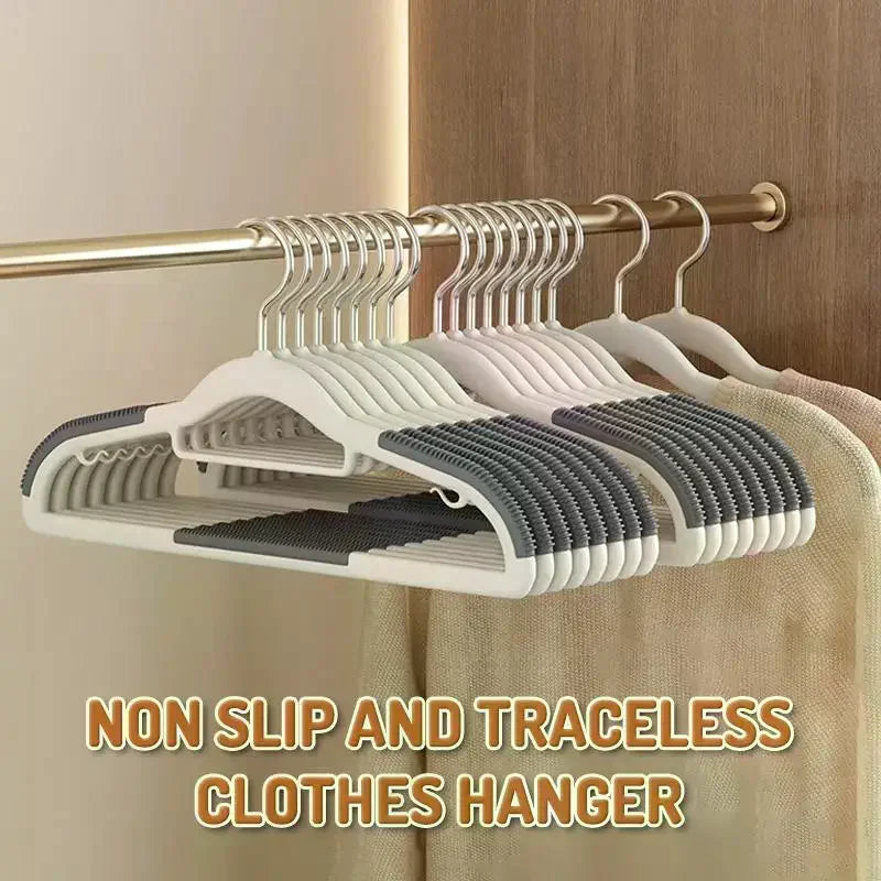 10 Piece Set Of Heavy-Duty Dry And Wet Hangers With Anti Slip Pads Saving Space